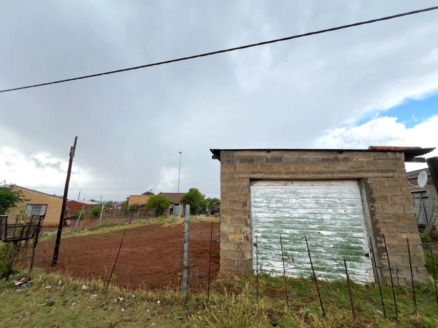 2 Bedroom Property for Sale in Bloemside 4 Free State